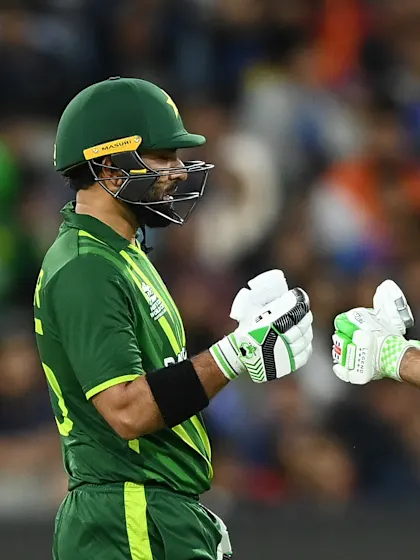 Iftikhar Ahmed completes scintillating half-century | T20WC 2022