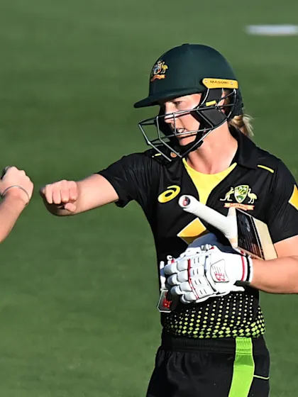 Dominant Australia seal T20I series