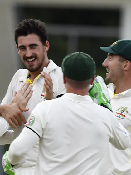 Australia romps to nine-wicket victory 