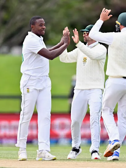 South Africa continue their series fightback on day two