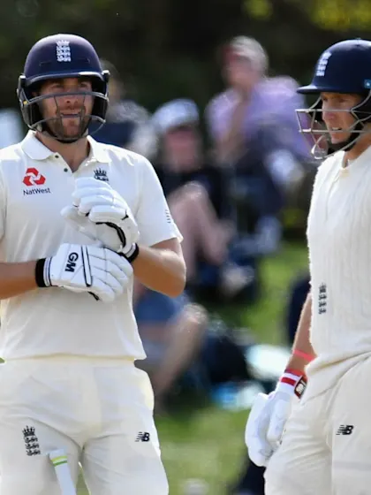 Latham, Raval fight as New Zealand chase 382