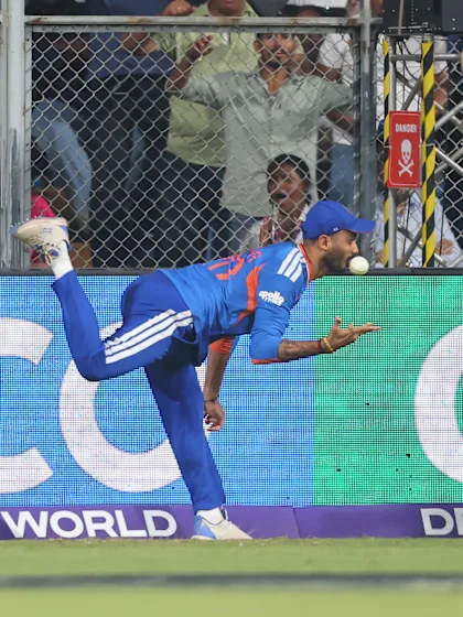 Axar Patel's stunner running back | Sobha POTD | 05 March