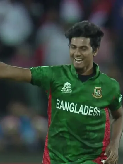 Logo of Wicket - Hardik Pandya - India v Bangladesh ICC T20WC 2022