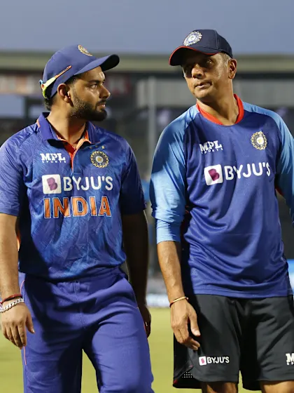 Dravid backs 'integral' Pant to come good