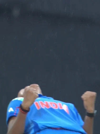 Alyssa Healy - Wicket - India Women vs Australia Women