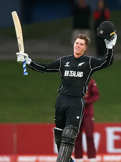Allen century decorates comfortable New Zealand win