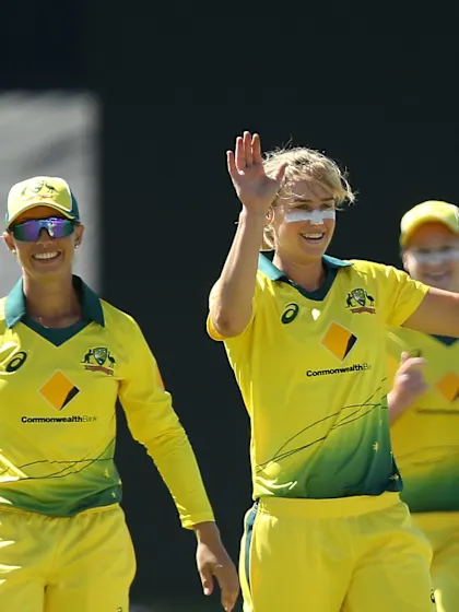 Jonassen, Haynes secure opening win for Australia