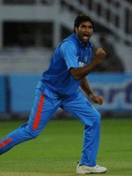 Munaf suffers suspected ankle injury