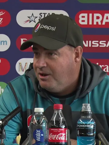 15 June - Manchester - Pakistan Coach Mickey Arthur pre-match press conference