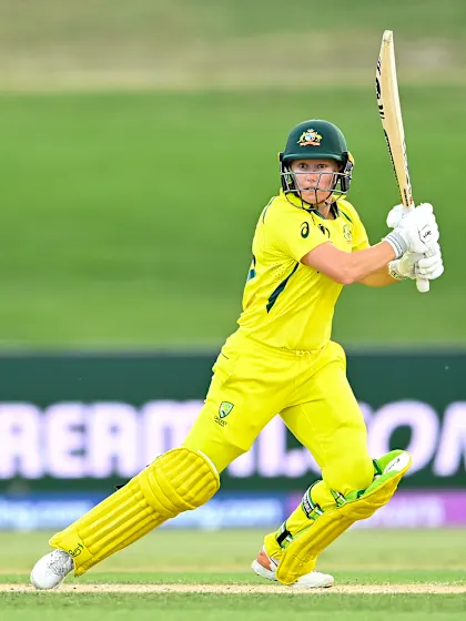 King, Healy guide Australia to back-to-back victories