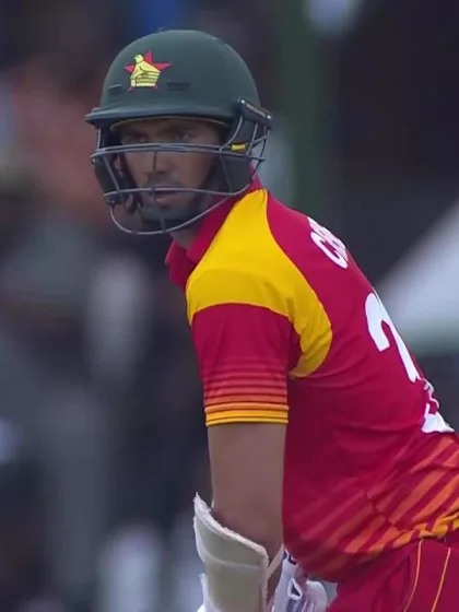CWCQ POTD - O'Brien bowls a beauty to get Cremer