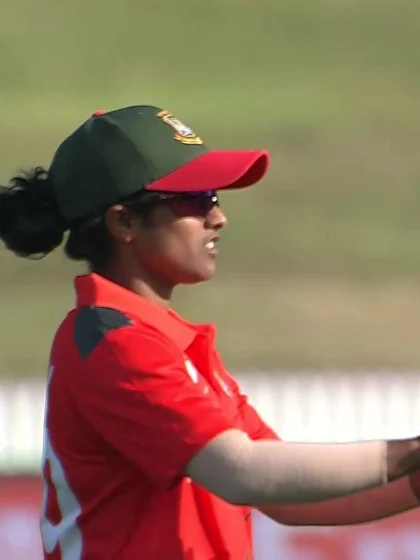 Logo of WICKET: Sohail caught at mid-on