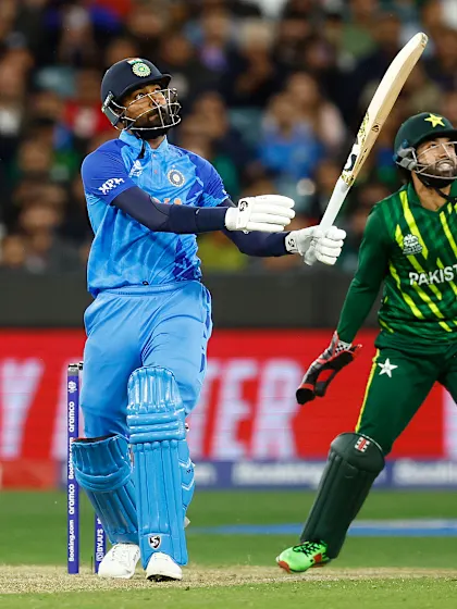 SIX: Hardik Pandya smashes first maximum of India innings | T20WC 2022