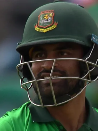 CWC_2019_MATCH23_WIvBAN_BAN_COTTRELL_WICKET_SLOWMO