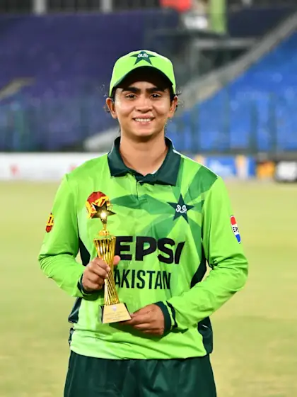 Records fall for Pakistan in strong T20 World Cup audition