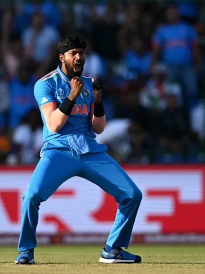 Birthday boy Hardik Pandya claims crucial breakthrough | CWC23