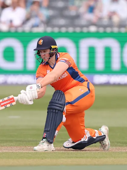 Diana Baig traps Heather Siegers | Women's T20WC 2026