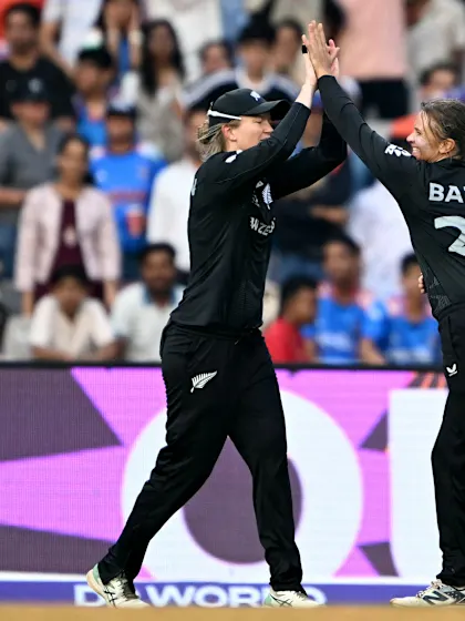 Bates breaks deadlock with Mandhana wicket | CWC25