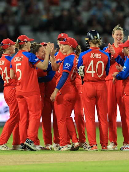 England seal a perfect win | Women's T20WC 2026
