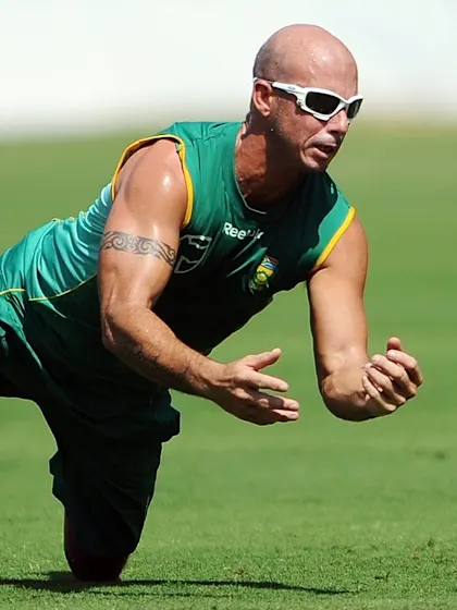 Gibbs yearns to play CWC 2011