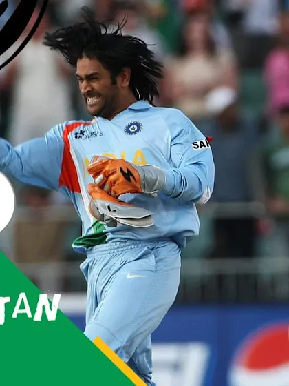 "In the air, Sreesanth takes it!" | FINAL – Ind v Pak | T20WC 2007