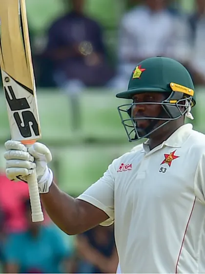 Hamilton Masakadza retained as Zimbabwe captain