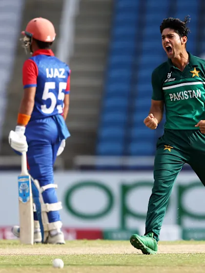 Pakistan qualify for quarter-finals as Afghanistan leave it too late