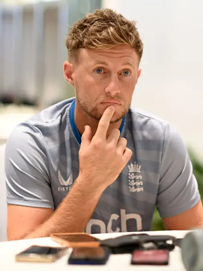 Joe Root urges England players to perform for under-fire Jos Buttler
