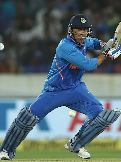 'There is no other cricketer who has served India so well as Dhoni' - Kapil Dev