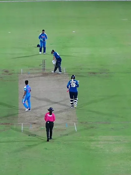 Alice Capsey - Wicket - India Women vs England Women