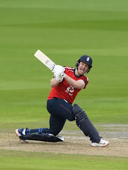 England, Pakistan seek winning start after washed out first match