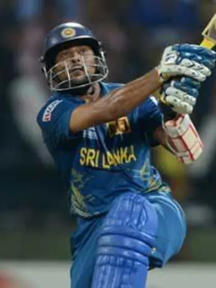 Sri Lanka snatches thriller against New Zealand