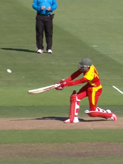 Sean Williams Hits a Big Six  – ZIM vs UAE