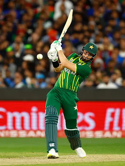 SIX: Shaheen Shah Afridi | T20WC 2022