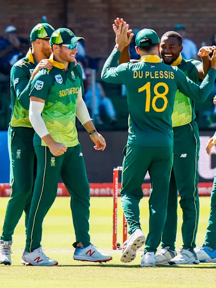 SA bowlers run riot to make series 4-0