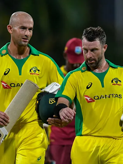 Australia dominate third ODI to claim 2-1 series win