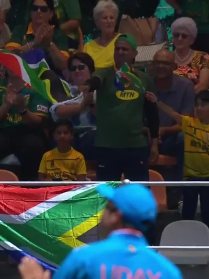 Logo of Lhuan-Dre Pretorius with a Four vs. India