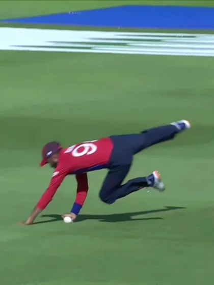 Adil Rashid takes a brilliant catch