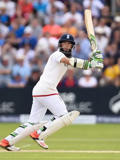 Moeen the star as England noses ahead