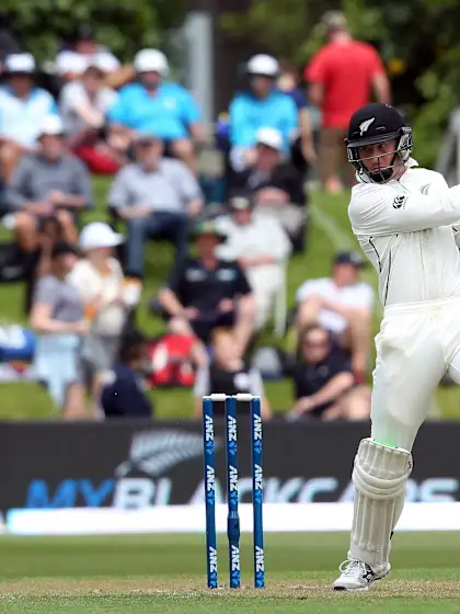 ?Ton-up Guptill puts New Zealand in command