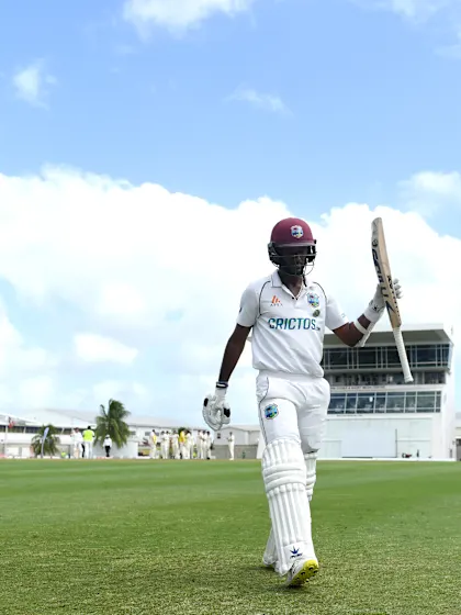 Resolute Brathwaite knock halts England progress