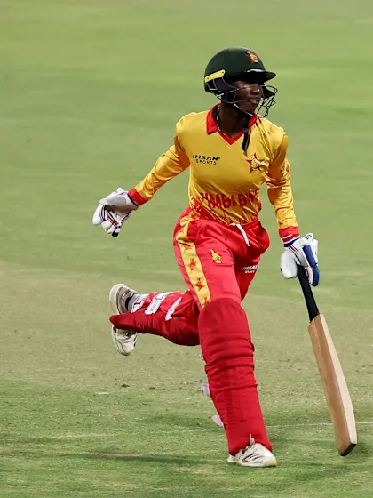 Ndhlovu suspended from bowling in international cricket 