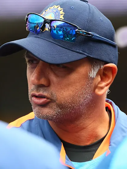 Dravid calls for calm as India experiment in Sri Lanka series