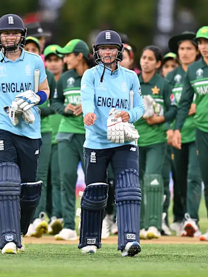 Resurgent Brunt and Wyatt guide England to dominant victory