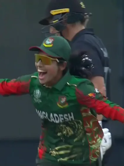 Amelia Kerr - Wicket - New Zealand Women vs Bangladesh Women