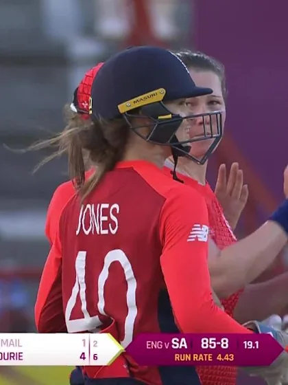ENG v SA: Anya Shrubsole bowls Shabnim Ismail