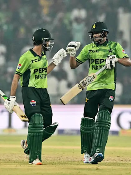 Pakistan clinch tri-series with big chase against Sri Lanka