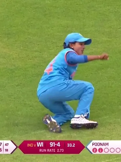 WICKET: Deandra Dottin is dismissed for 7 by Poonam Yadav