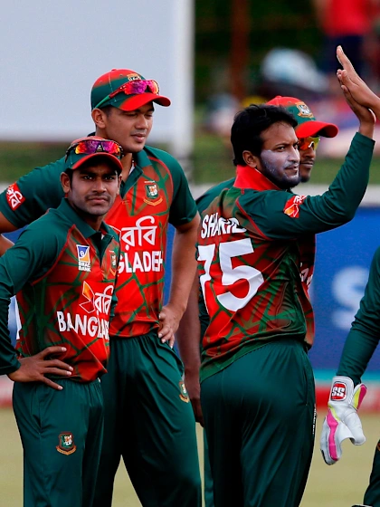 Bangladesh smell blood in battle with former coach