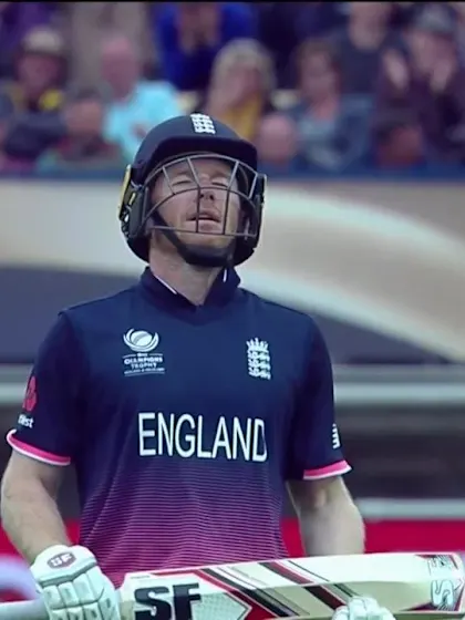 WICKET: Eoin Morgan is run-out for 87